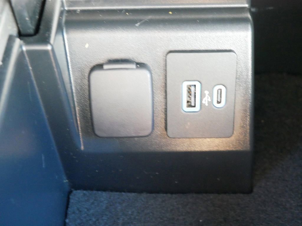 Certified 2023 Ford Explorer XLT w/ Equipment Group 202A image 26