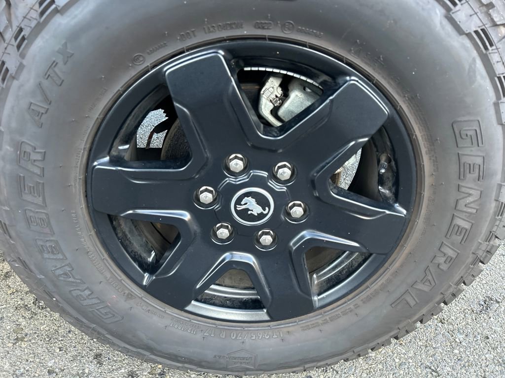 Certified 2022 Ford Bronco Black Diamond image 13