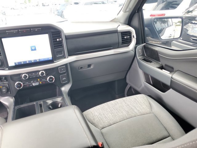 Certified 2022 Ford F150 XLT w/ Equipment Group 302A High image 21