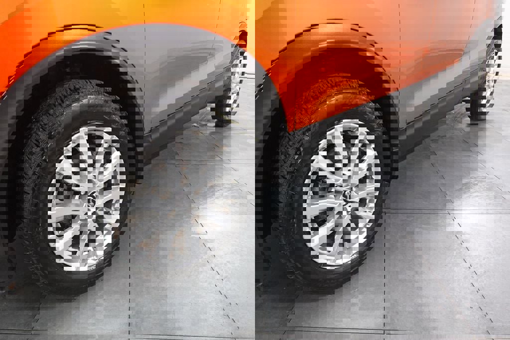 Used 2021 Nissan Rogue Sport SV image 29