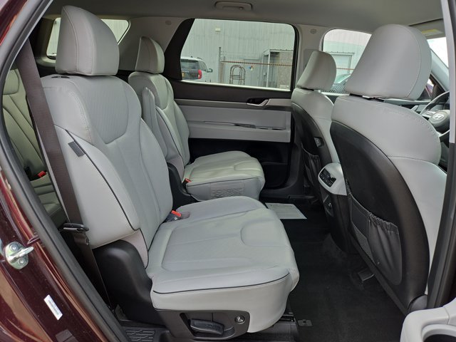 Used 2025 Hyundai Palisade SEL AWD/4WD image 16