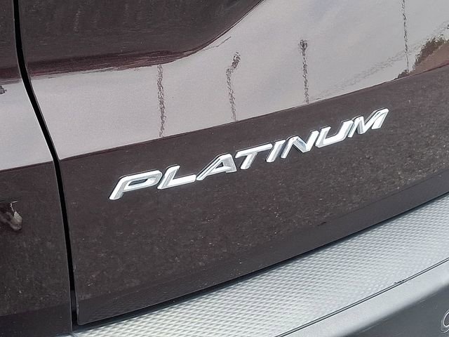 Certified 2023 Ford Escape Platinum w/ Class II Trailer Tow Package AWD/4WD image 31