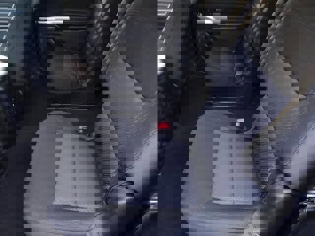 Certified 2022 Ford Explorer XLT image 7