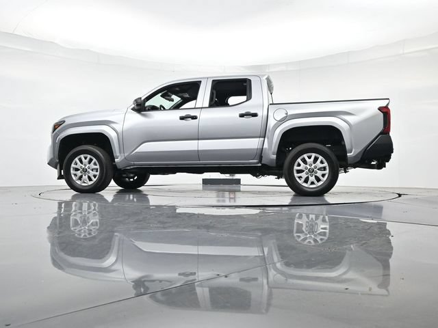 Used 2024 Toyota Tacoma SR w/ SR Upgrade Package AWD/4WD image 35