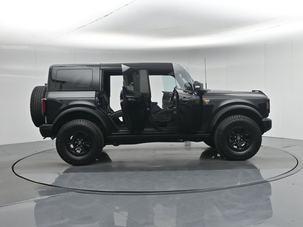 Certified 2025 Ford Bronco Badlands AWD/4WD image 5
