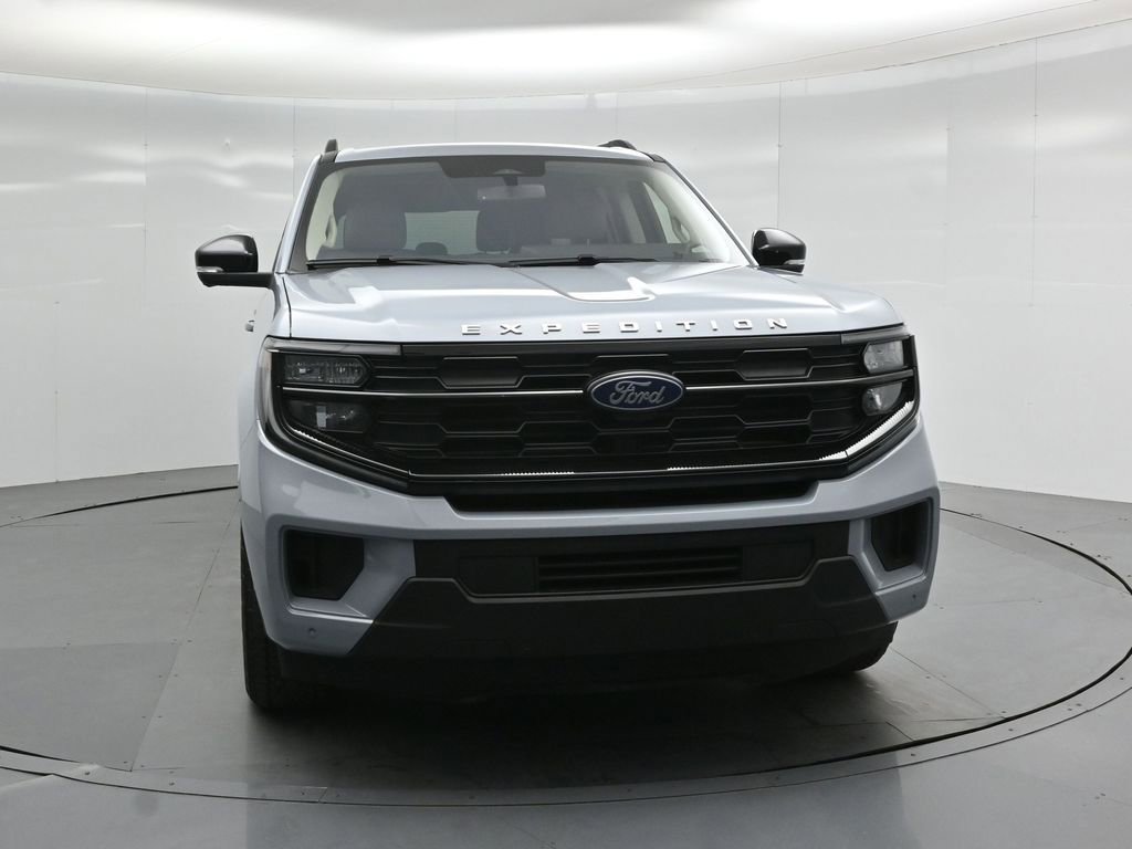 Certified 2025 Ford Expedition Active AWD/4WD image 55