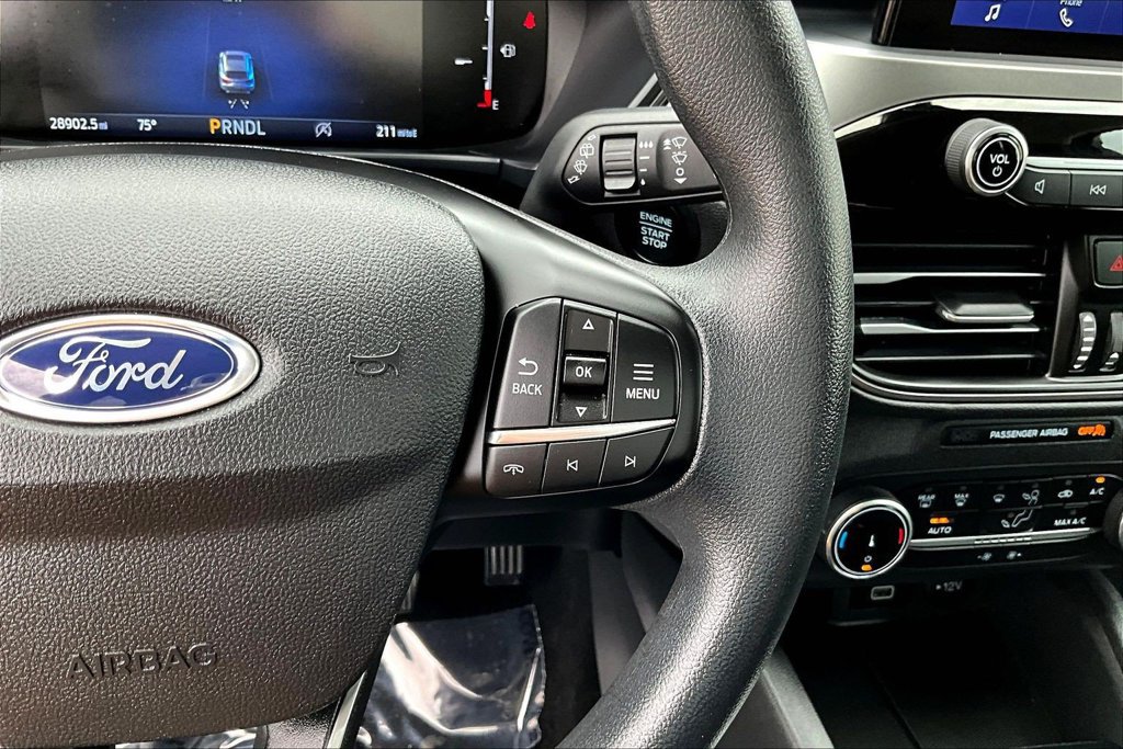 Certified 2025 Ford Escape Active FWD image 14