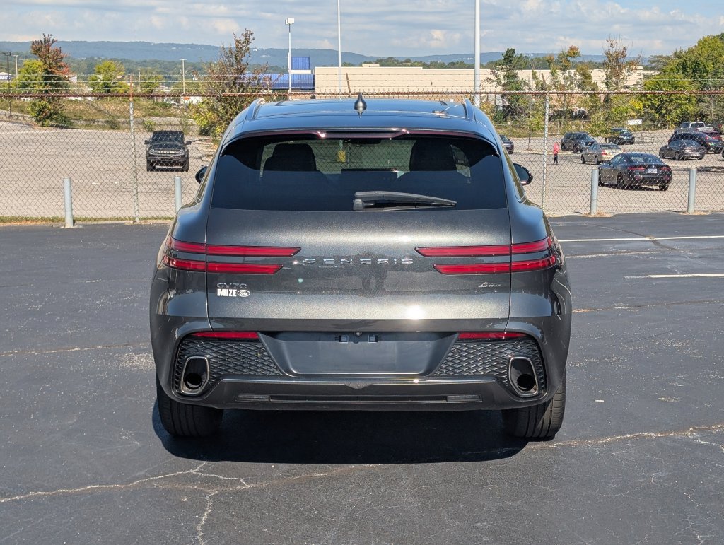 Used 2024 Genesis GV70 2.5T AWD/4WD image 8