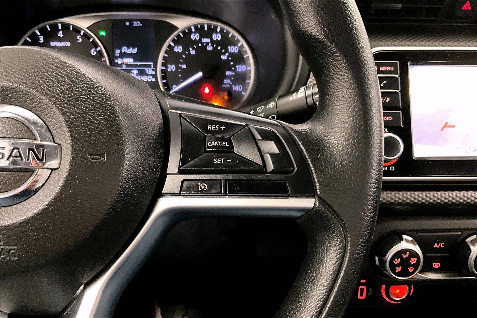 Used 2020 Nissan Kicks S image 18