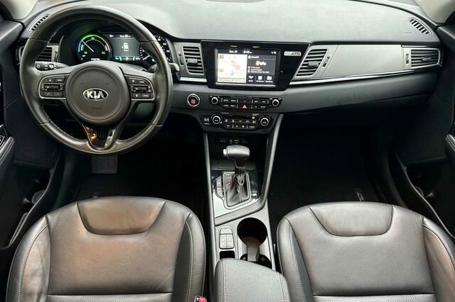 Used 2018 Kia Niro EX Premium image 10
