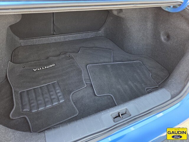 Used 2025 Nissan Sentra SR FWD image 14