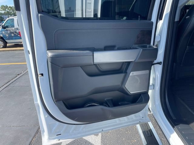 Certified 2024 Ford F250 Lariat w/ Chrome Package AWD/4WD image 17