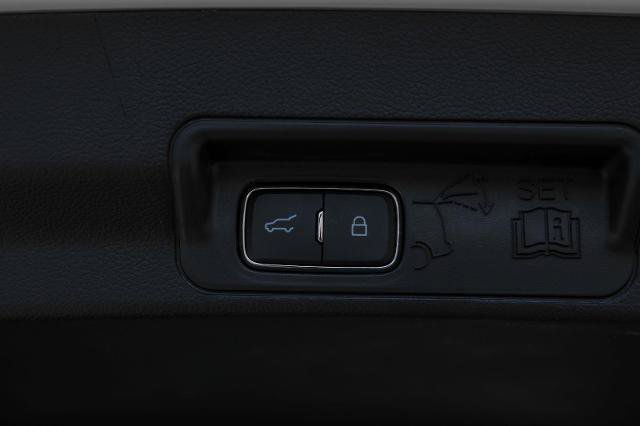 Certified 2025 Ford Explorer ST AWD/4WD image 14