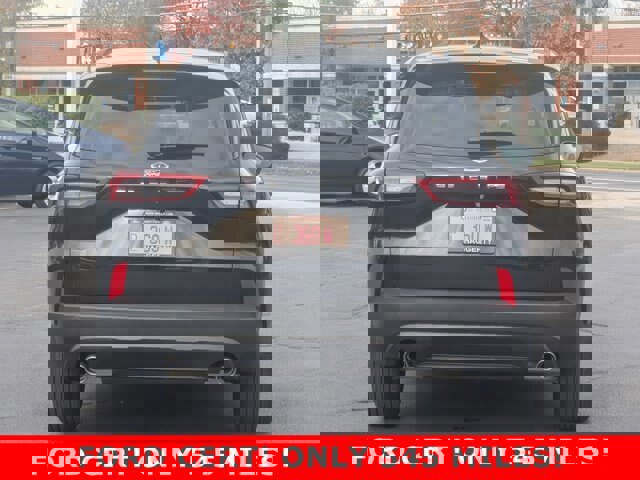 Certified 2025 Ford Escape ST-Line image 4