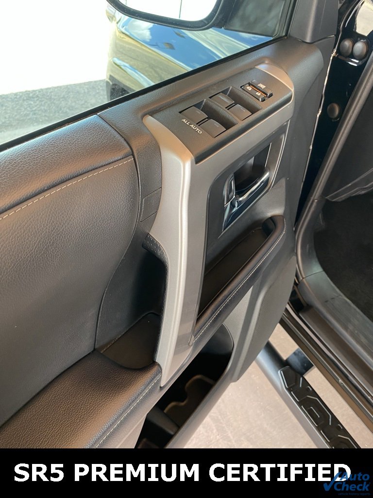 Used 2022 Toyota 4Runner SR5 Premium image 31