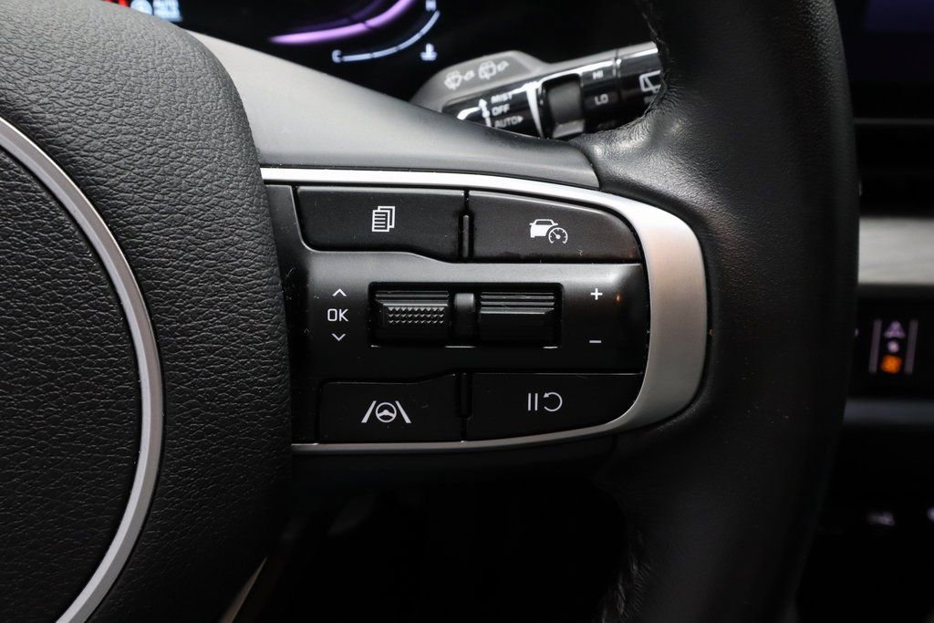 Used 2025 Kia Sportage X-Line image 28