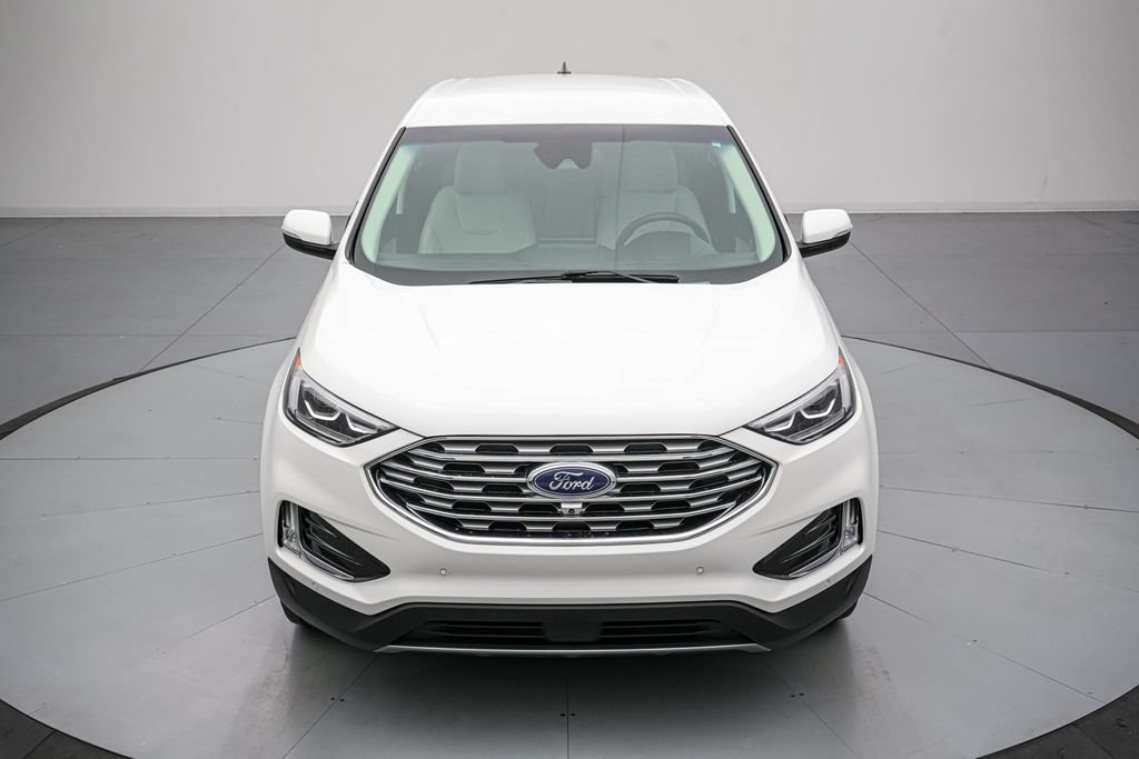 Certified 2024 Ford Edge Titanium w/ Equipment Group 301A AWD/4WD image 9