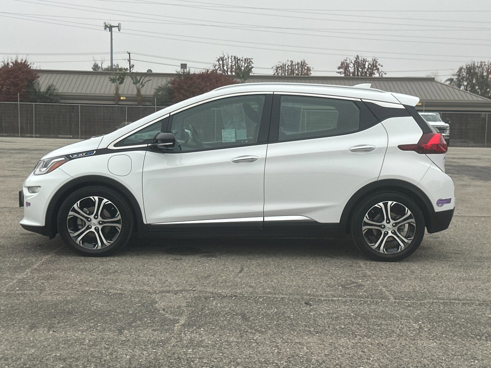 Used 2019 Chevrolet Bolt Premier w/ Infotainment Package image 7