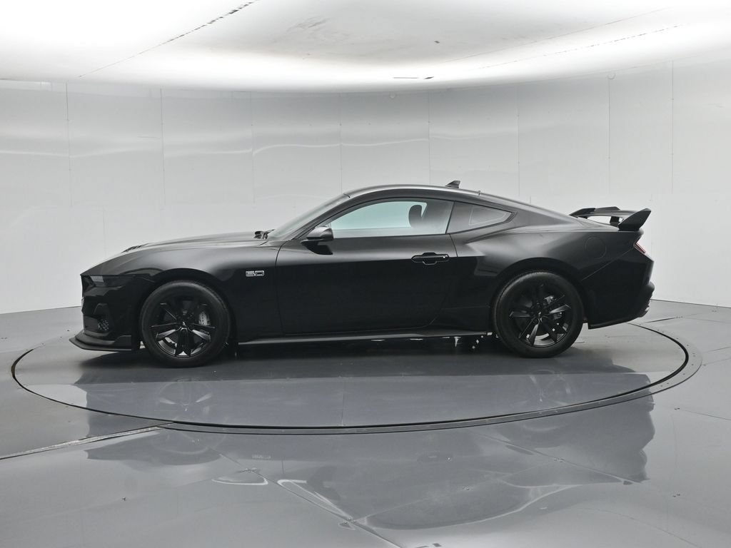 Certified 2025 Ford Mustang GT RWD image 31