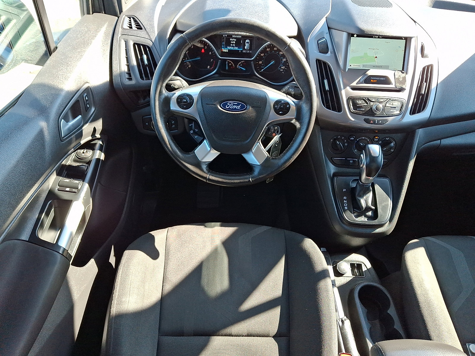 Certified 2018 Ford Transit Connect XLT image 14