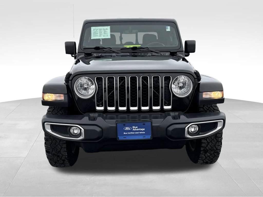 Used 2020 Jeep Gladiator Overland image 3