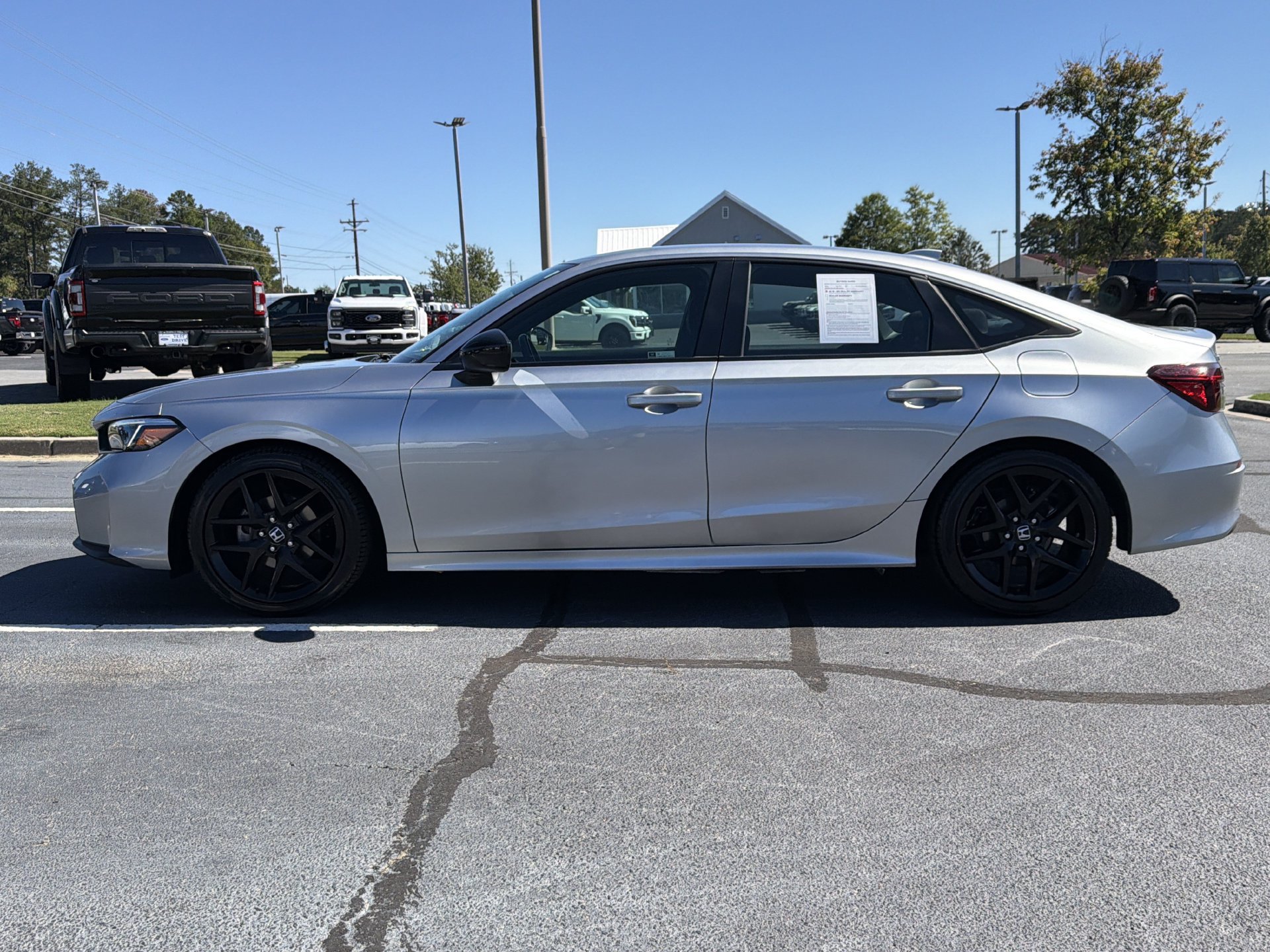 Used 2025 Honda Civic Sport image 25