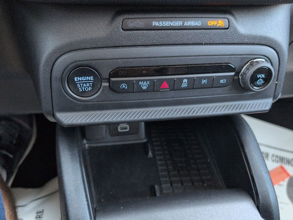 Certified 2025 Ford Bronco Sport Outer Banks w/ Outer Banks Tech Package+ AWD/4WD image 18