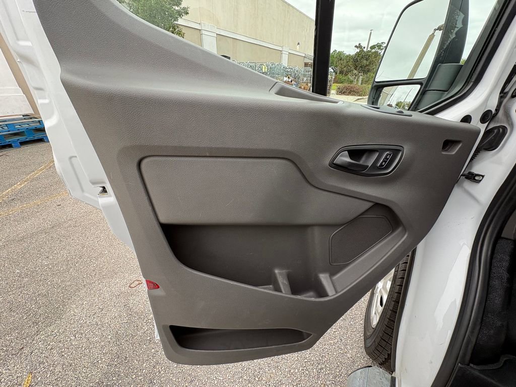 Certified 2024 Ford Transit 250 Low Roof w/ Exterior Upgrade Package RWD image 14