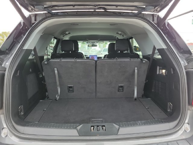 Certified 2022 Ford Explorer XLT w/ Equipment Group 202A RWD image 9