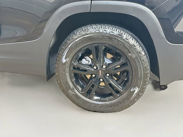 Used 2022 GMC Terrain AT4 w/ Infotainment Package II image 10