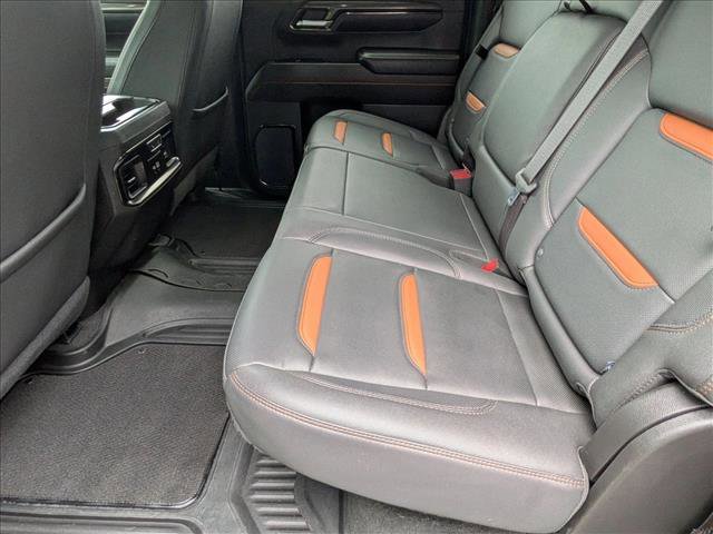 Used 2023 GMC Sierra 1500 AT4 w/ AT4 Preferred Package AWD/4WD image 18
