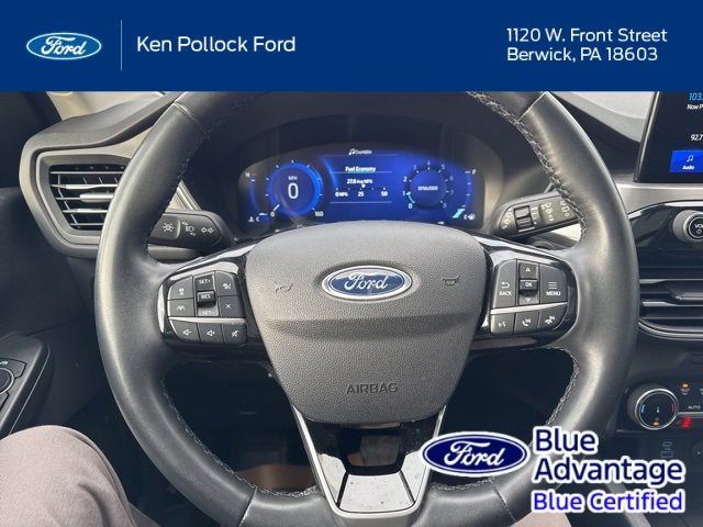 Certified 2022 Ford Escape Titanium w/ Class II Trailer Tow Package image 20