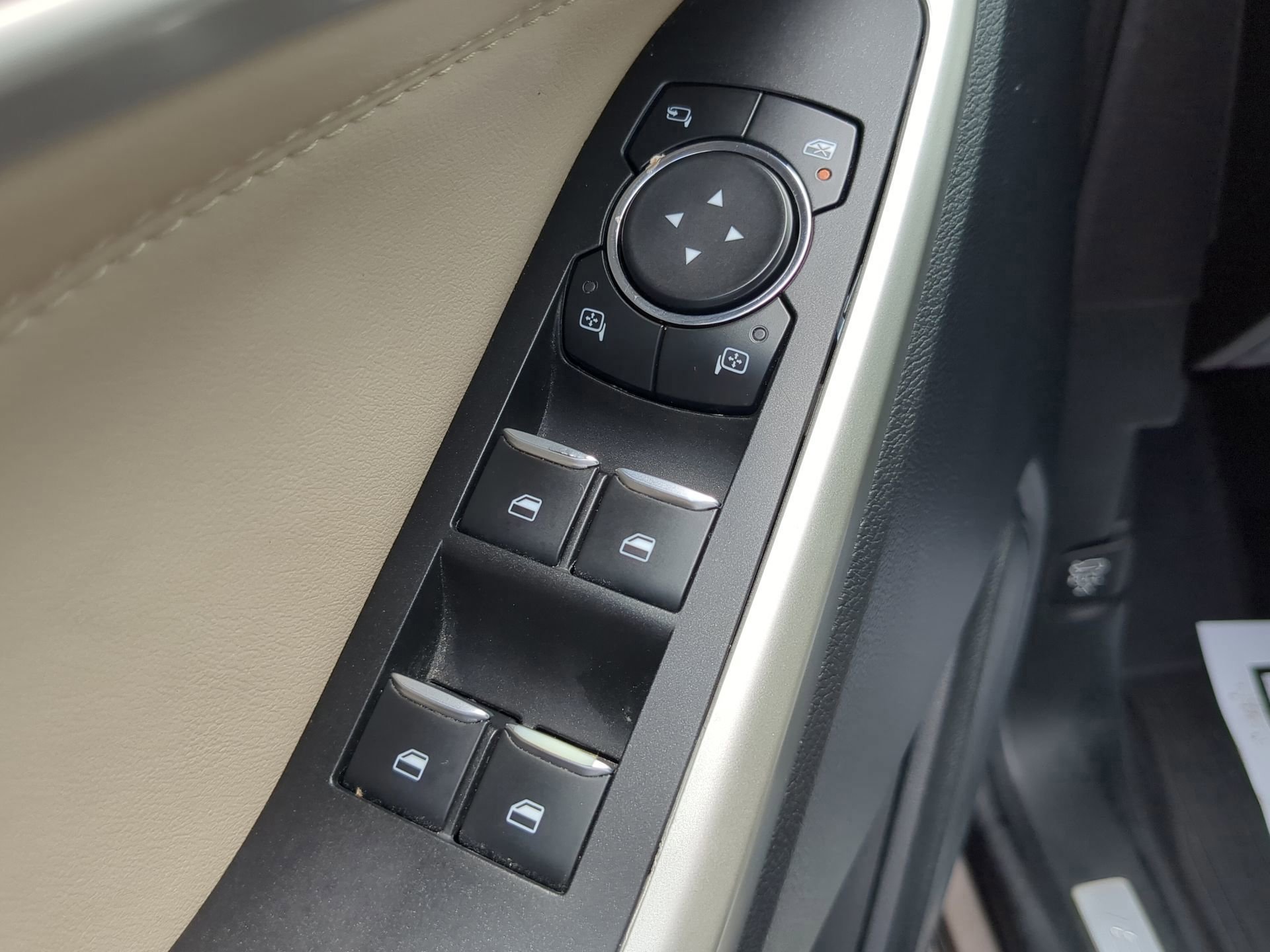 Certified 2021 Ford Explorer Limited w/ Equipment Group 301A image 48