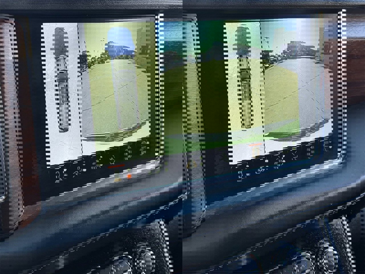 Used 2023 GMC Yukon Denali Ultimate image 19