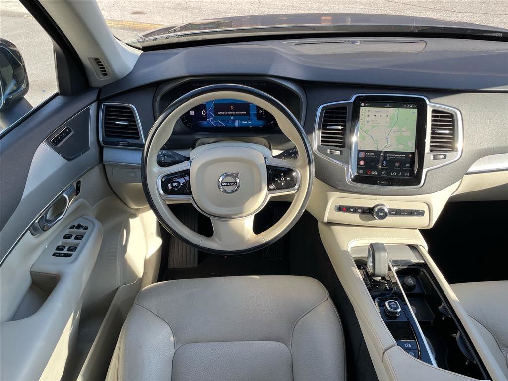 Used 2023 Volvo XC90 B5 Core AWD/4WD image 12