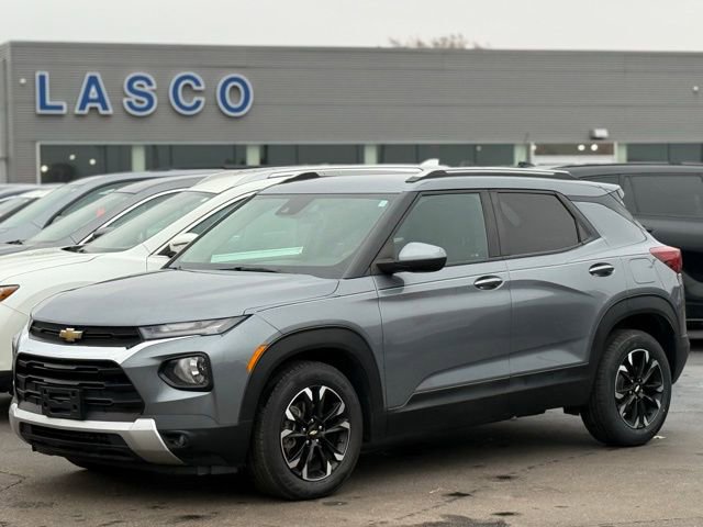 Used 2021 Chevrolet TrailBlazer LT w/ Driver Confidence Package image 1