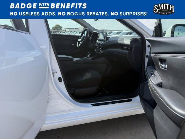 Used 2025 Nissan Sentra SV FWD image 13