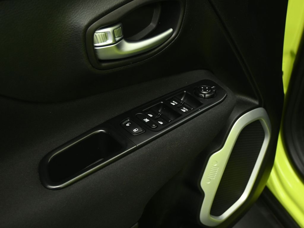 Used 2018 Jeep Renegade Sport w/ Power & Air Group image 10