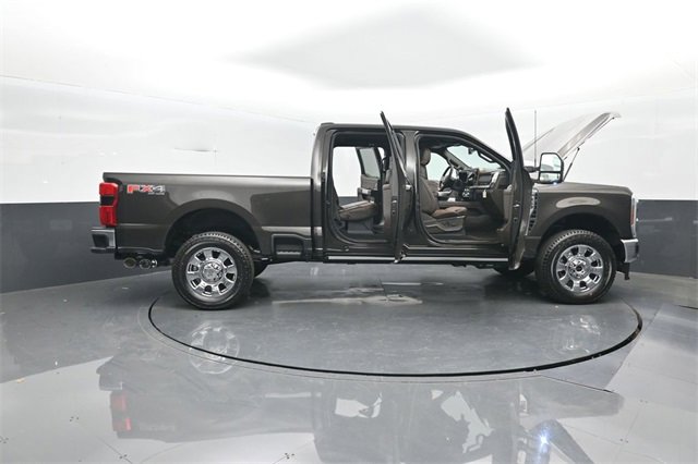 Certified 2025 Ford F350 King Ranch w/ Chrome Package image 43