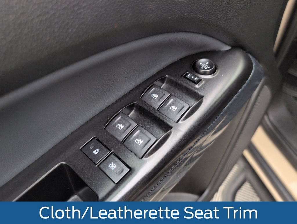 Used 2022 Chevrolet Colorado Z71 RWD image 31