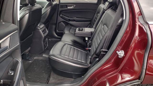 Certified 2018 Ford Edge SEL w/ Equipment Group 201A AWD/4WD image 22