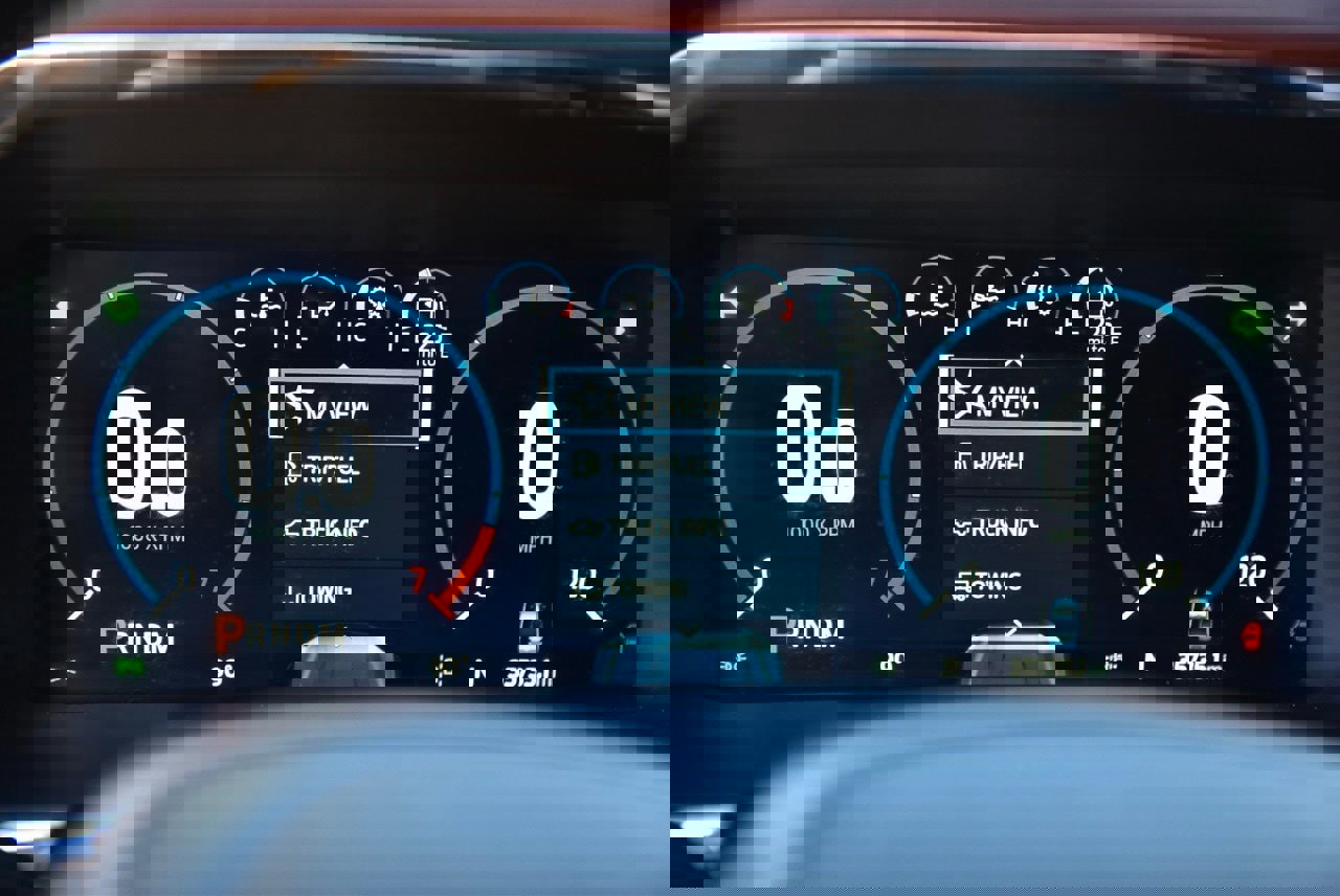 Certified 2022 Ford F150 Lariat w/ Equipment Group 502A High image 26