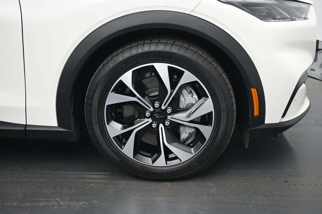 Certified 2025 Ford Mustang Mach-E Select RWD image 22