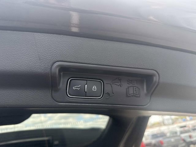Certified 2025 Ford Explorer ST AWD/4WD image 7