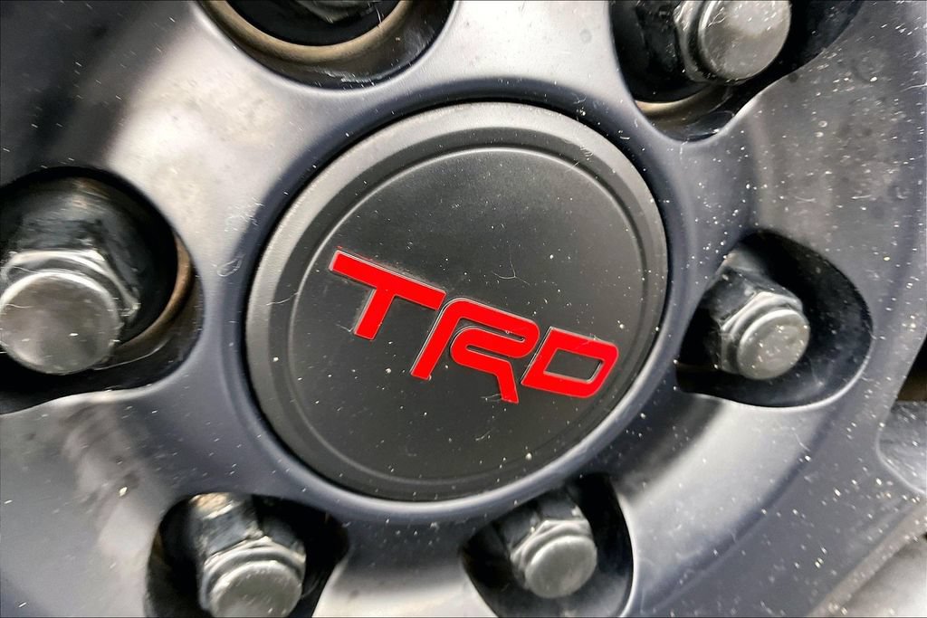 Used 2024 Toyota Tacoma TRD Off-Road AWD/4WD image 32