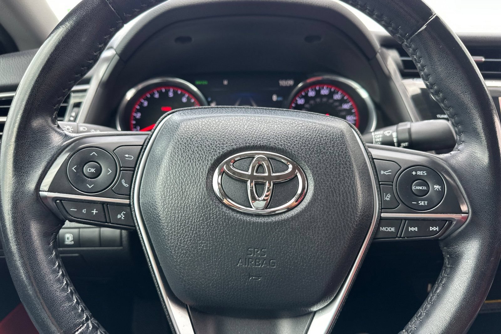 Used 2019 Toyota Camry XSE FWD image 23