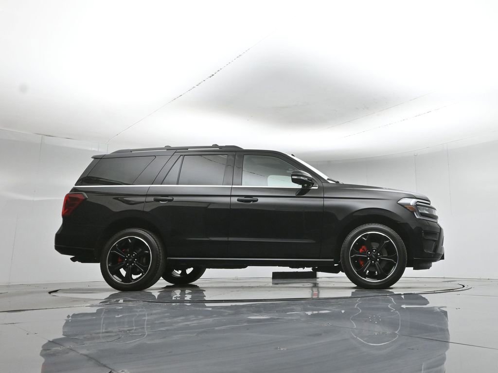 Certified 2023 Ford Expedition Limited image 9