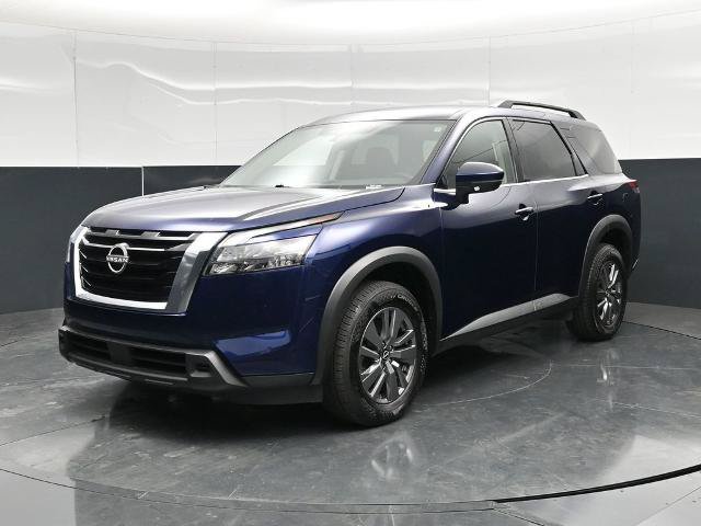 Used 2025 Nissan Pathfinder SV AWD/4WD image 5