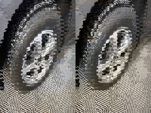 Certified 2023 Ford Edge SEL w/ Convenience Package image 7