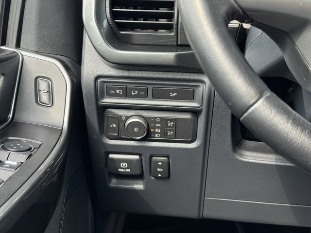 Certified 2022 Ford F150 XLT w/ Equipment Group 302A High image 30